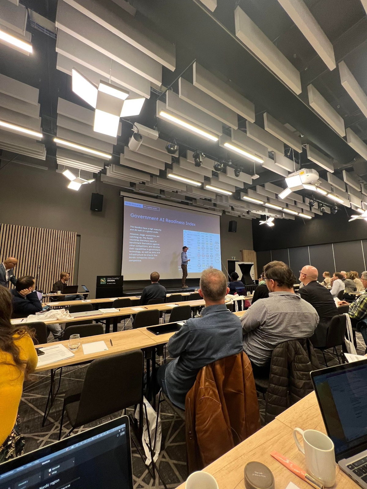 Illustrasjon til artikkelen «SAIDD - Symposium on AI, Data and Digitalization»
